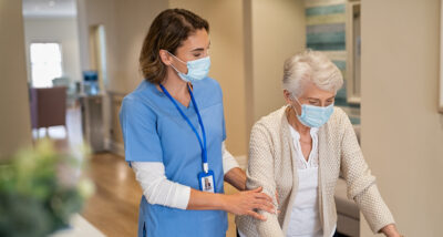 Elderky patient cared for - good air quaility required in nursing homes